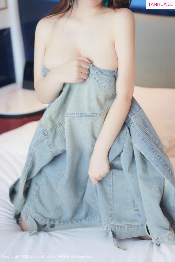   [XiuRen]高清写真图 2024.11.19 No.9467 蛋蛋宝 黑丝美臀第62张图片